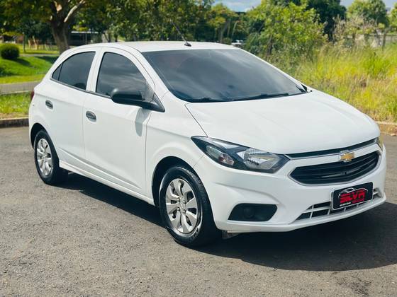 CHEVROLET ONIX 1.0 MPFI JOY 8V FLEX 4P MANUAL CHEVROLET ONIX 1.0 MPFI JOY 8V FLEX 4P MANUAL
